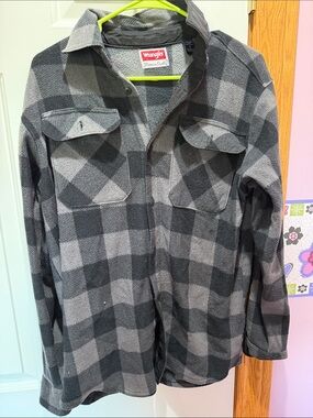 Wrangler Black & Gray Buffalo Plaid Flannel Shirt Jacket